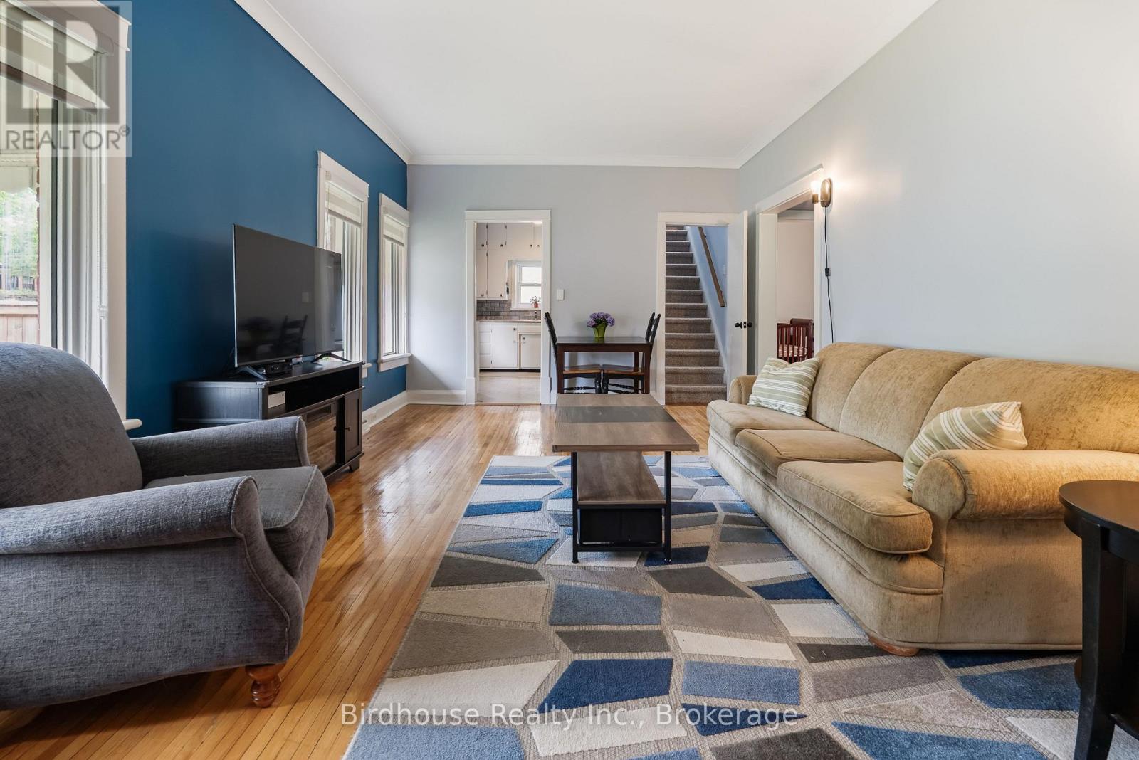 60 WELLINGTON STREET - 6