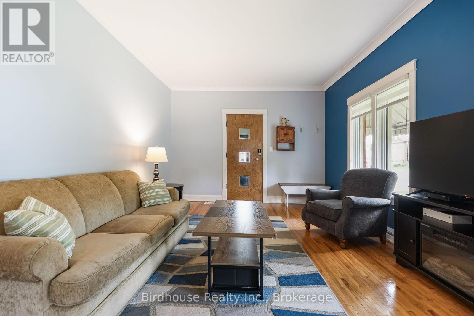 60 WELLINGTON STREET - 9