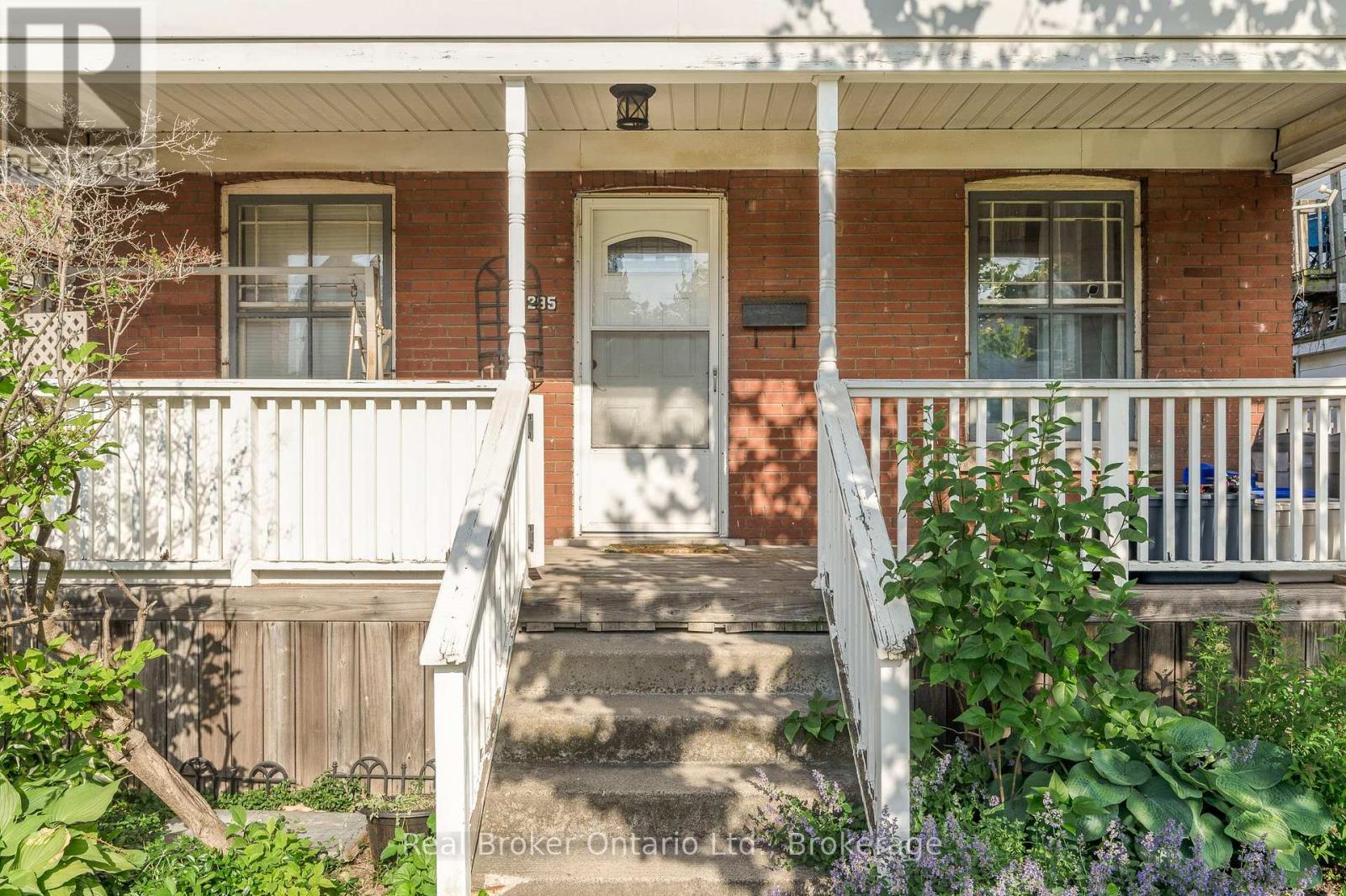 295 KESWICK COURT - 14