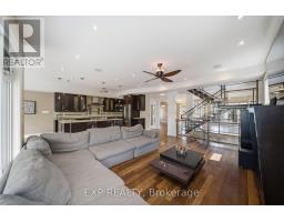 1356 Louis Lane, Ottawa, ON K1B3N5 Photo 9