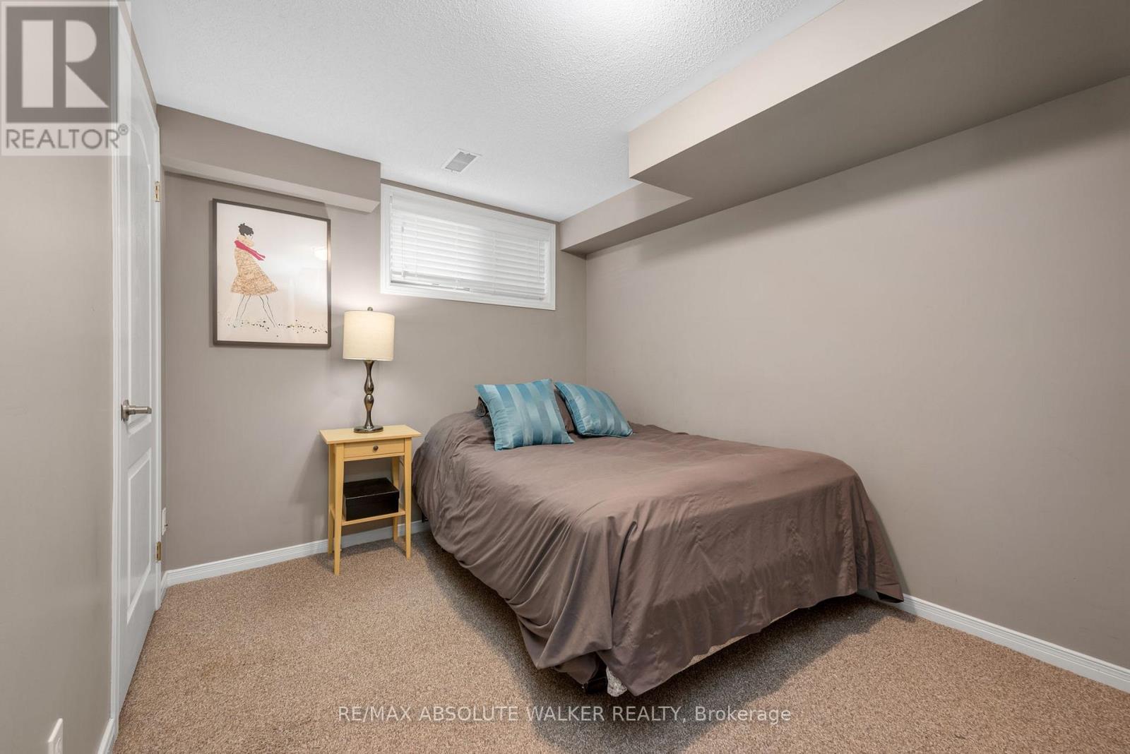 #9 395 BELL STREET - 20