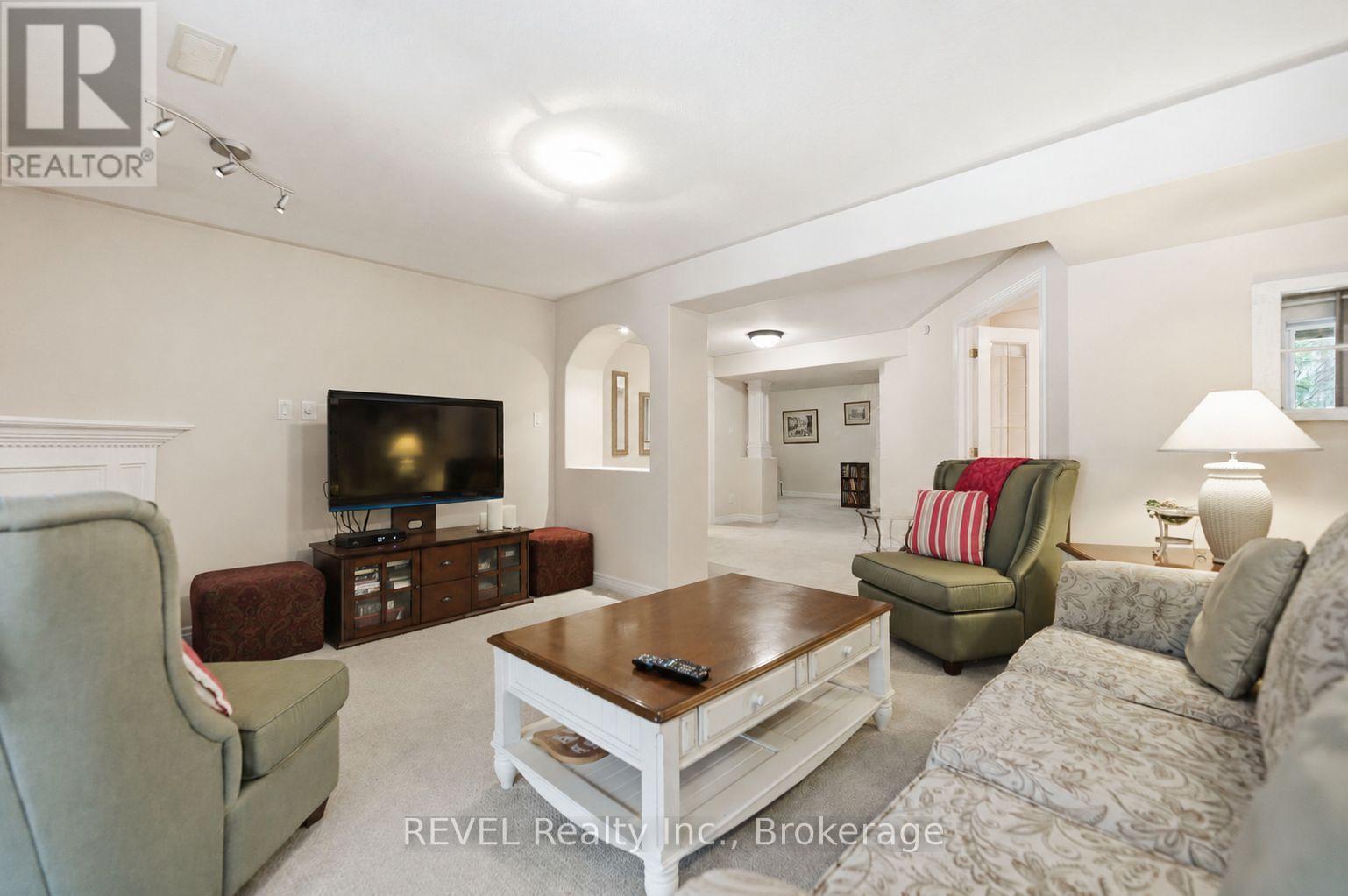 6295 FOREST RIDGE DRIVE - 27