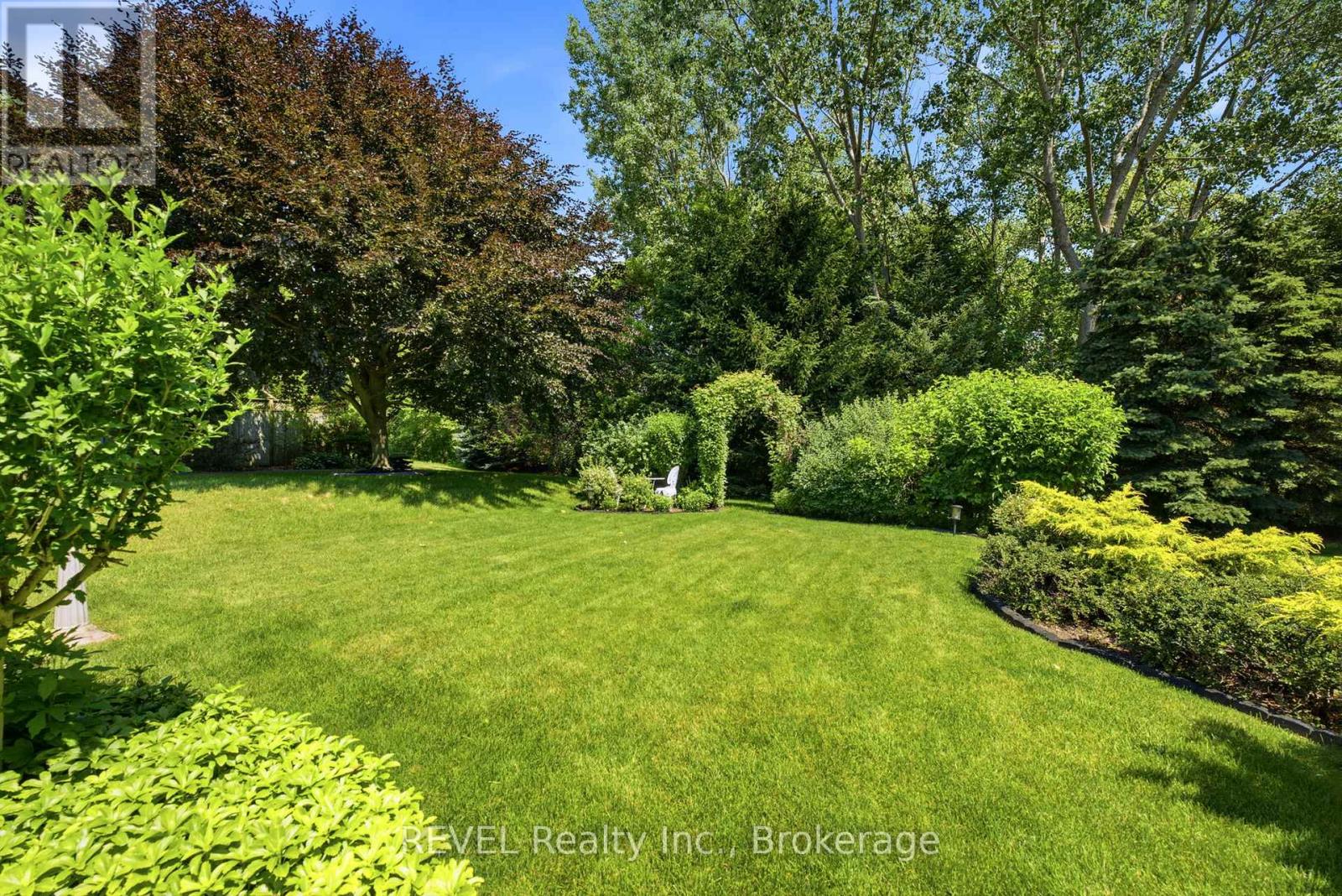 6295 FOREST RIDGE DRIVE - 41