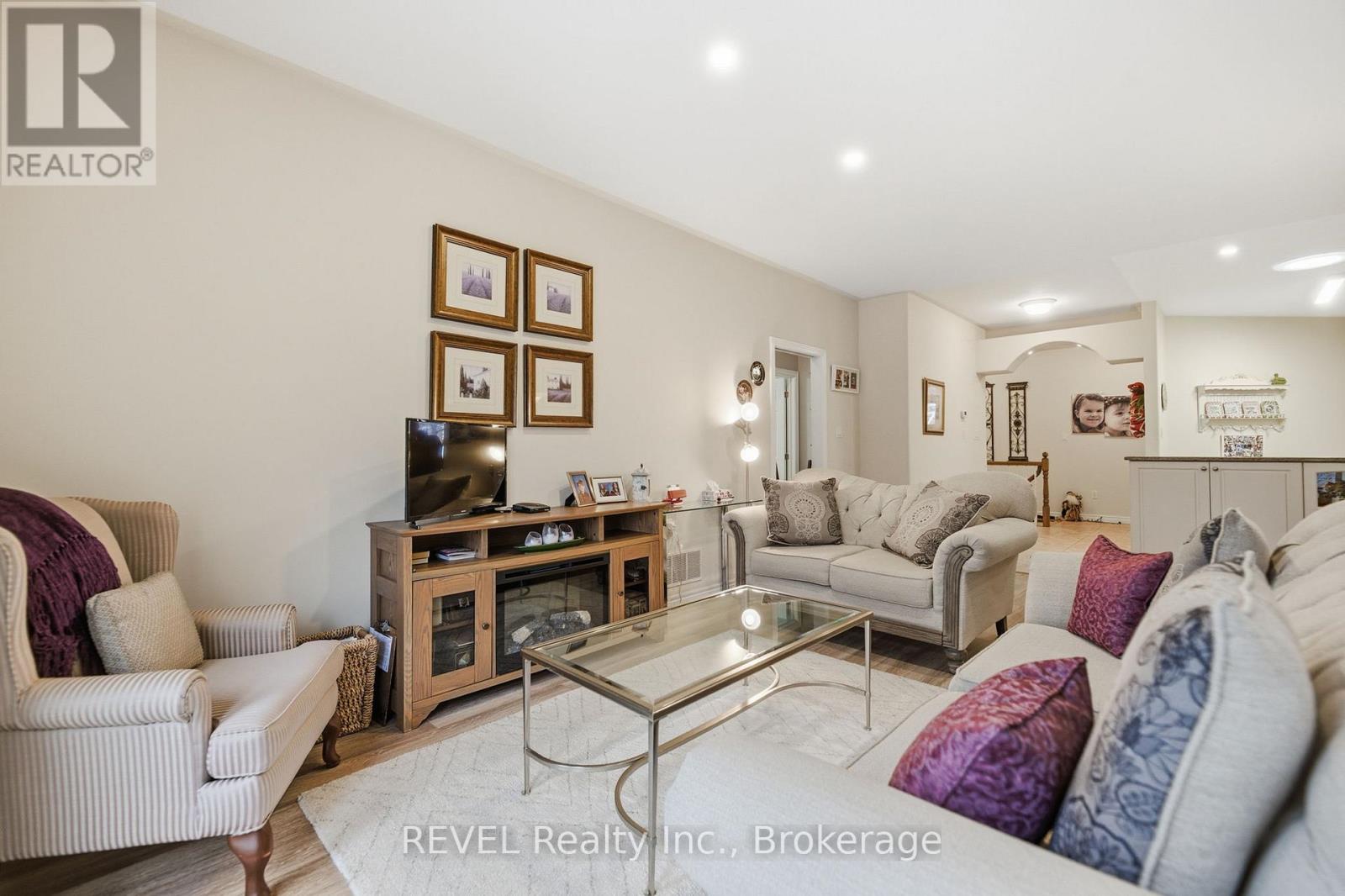 6295 FOREST RIDGE DRIVE - 9