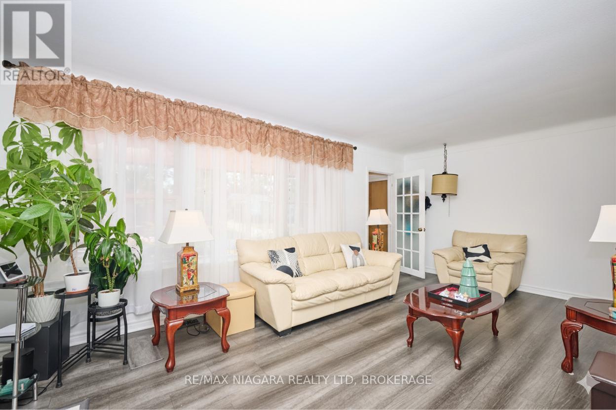 316 BOWEN ROAD - 9