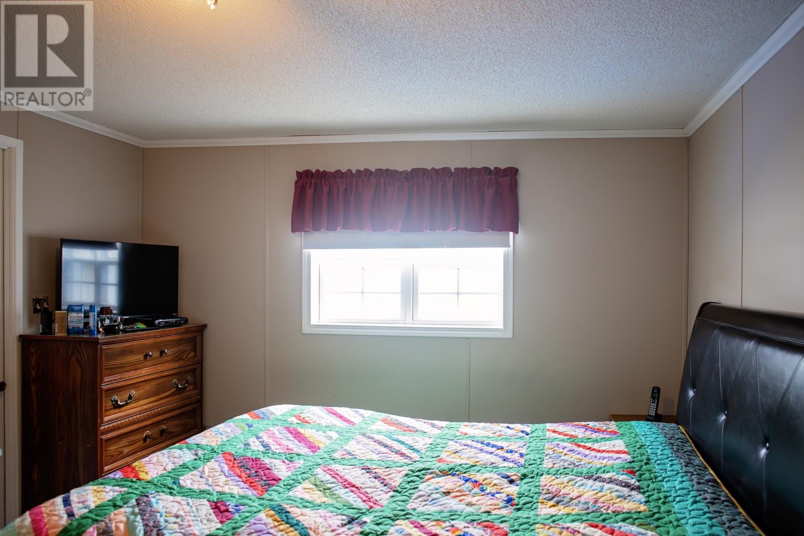 25 Curtiss Avenue - 16