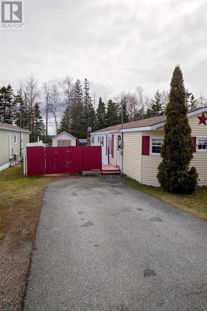 25 Curtiss Avenue - 25