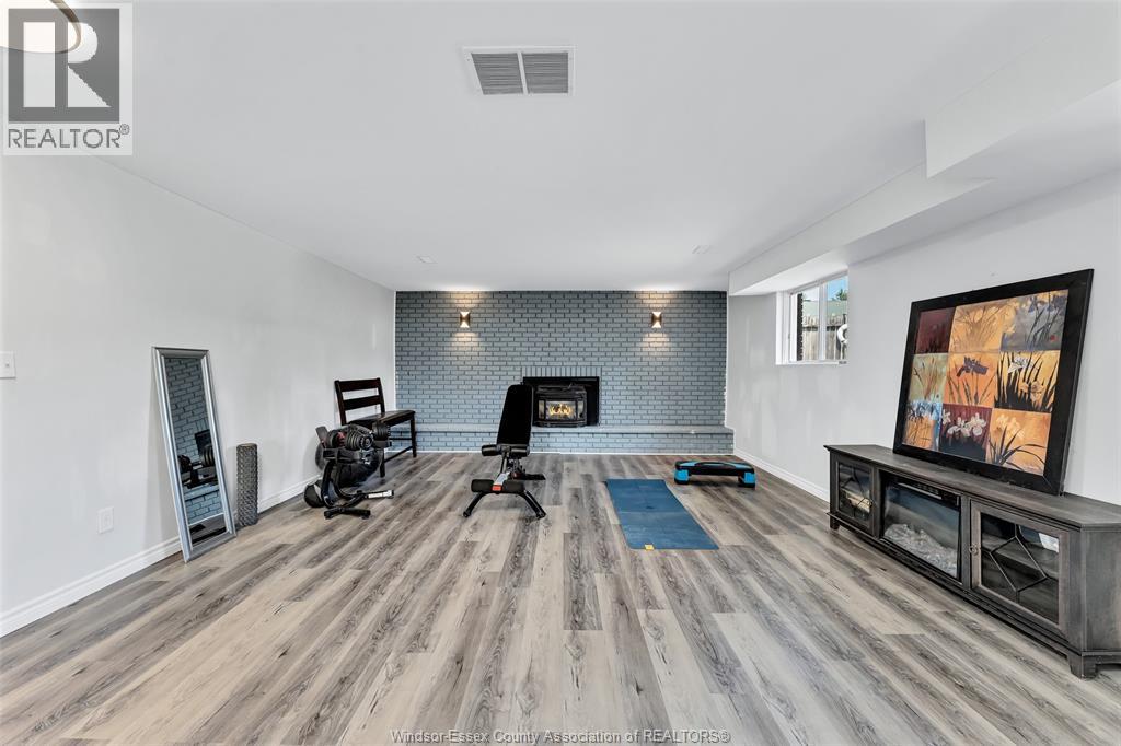 1114 COUNTY RD 22 - 26
