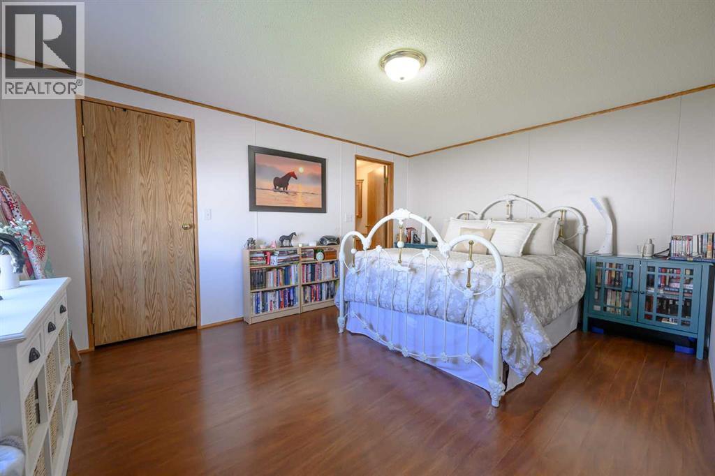 524 Stewart Street — photo 17