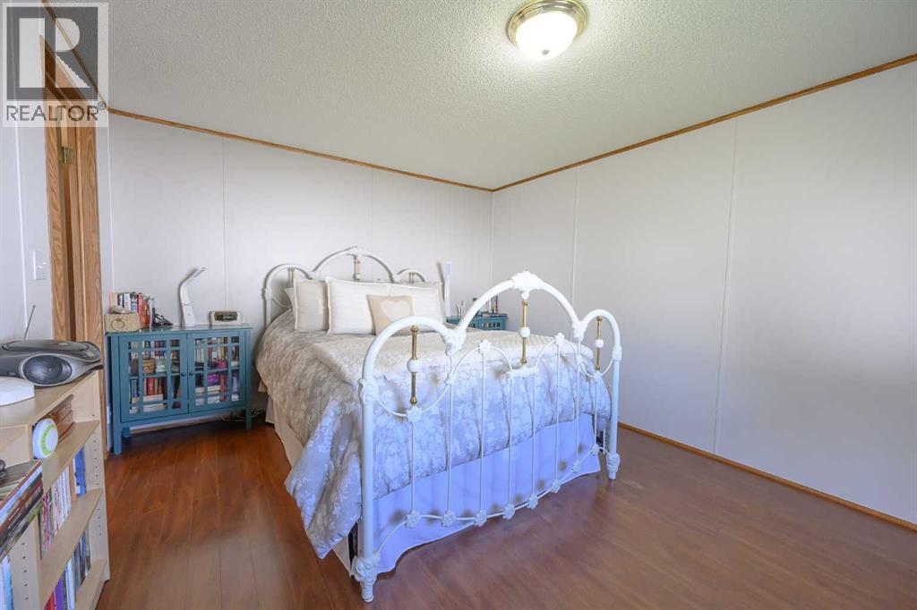 524 Stewart Street — photo 18