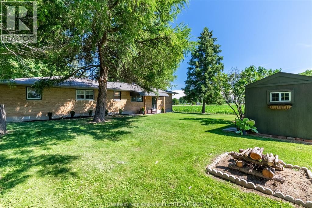 140 Gregory DRIVE East - Image 7