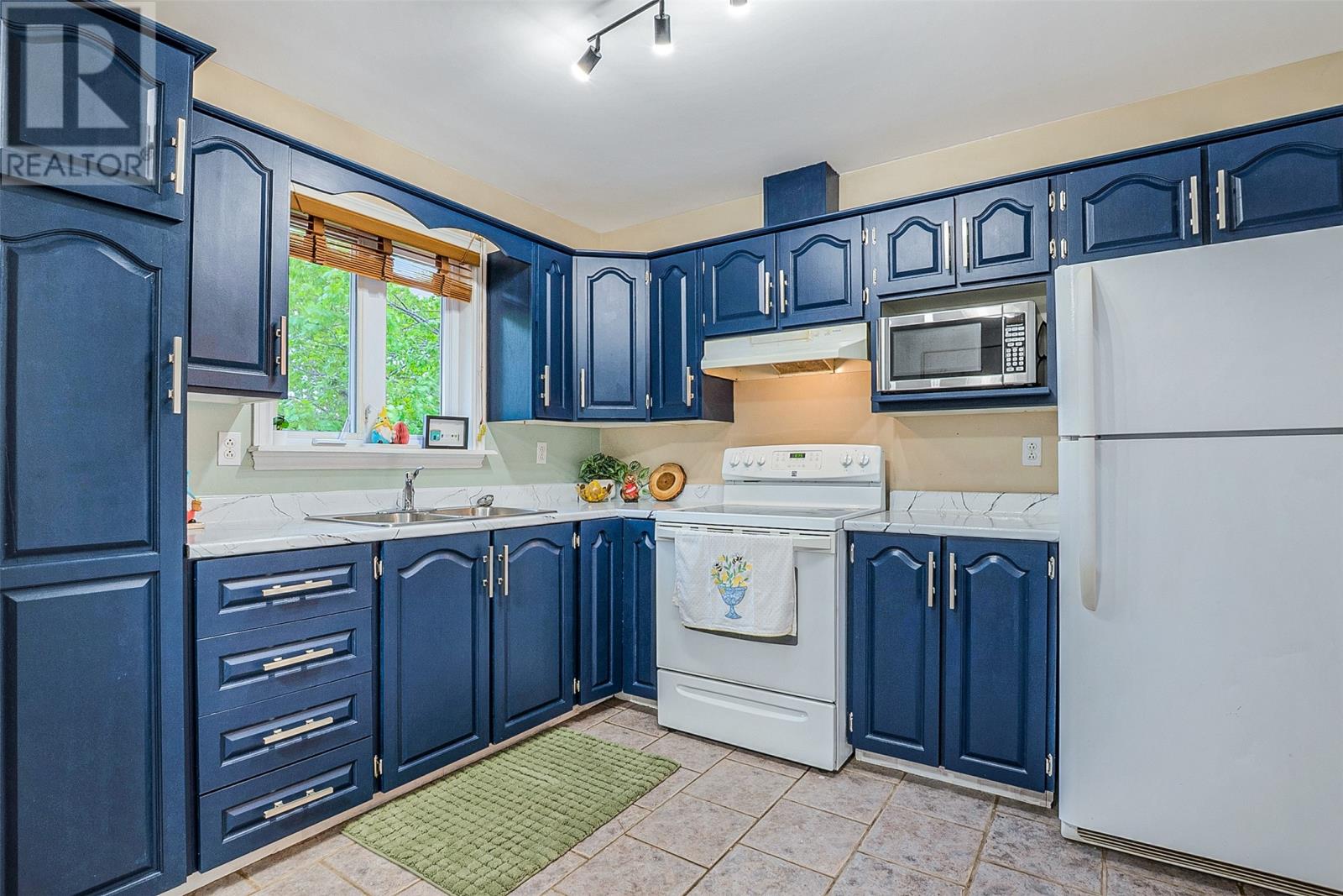 16 Grandy Crescent - Image 6