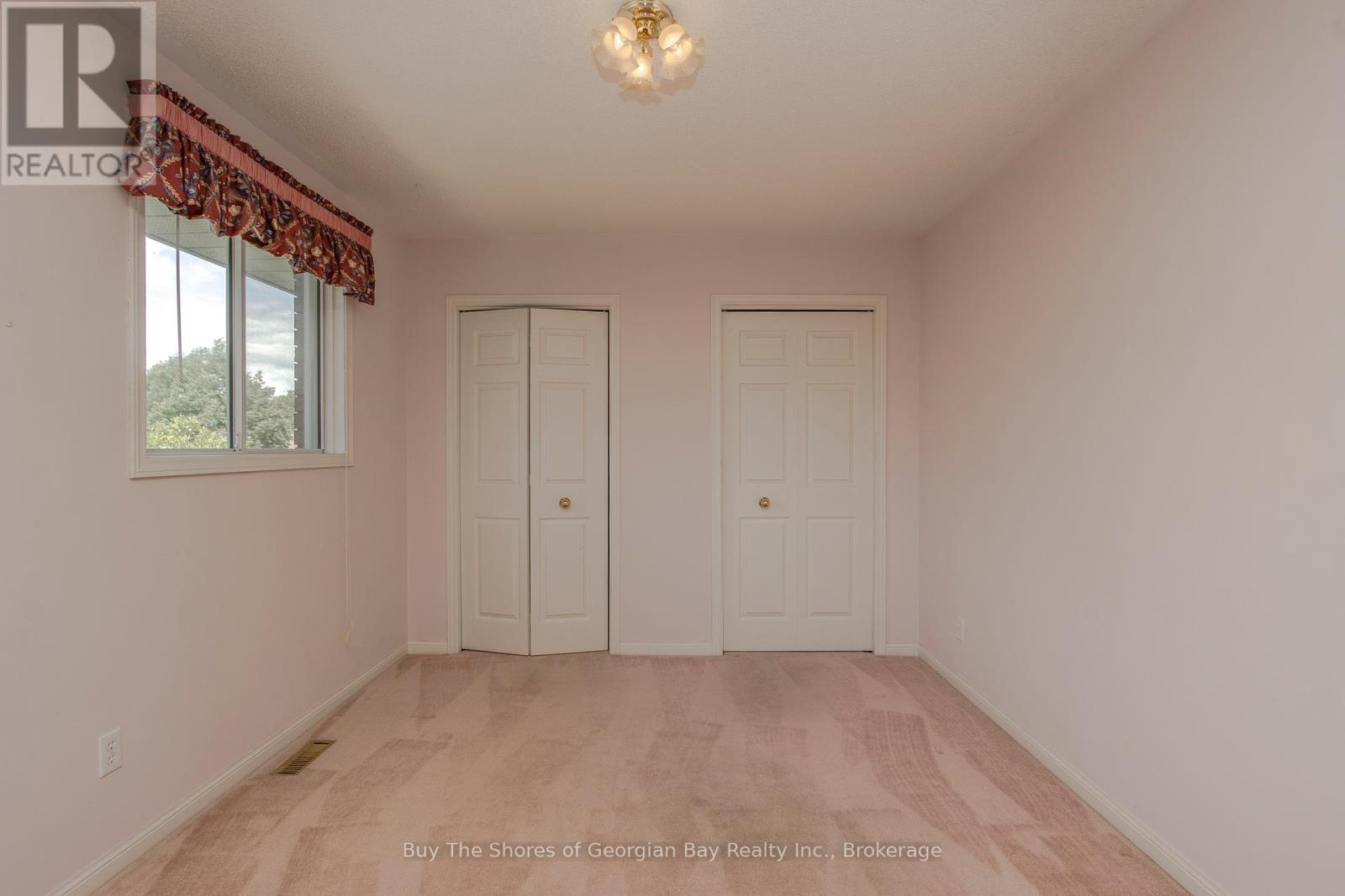 208 MARGARET STREET - 12