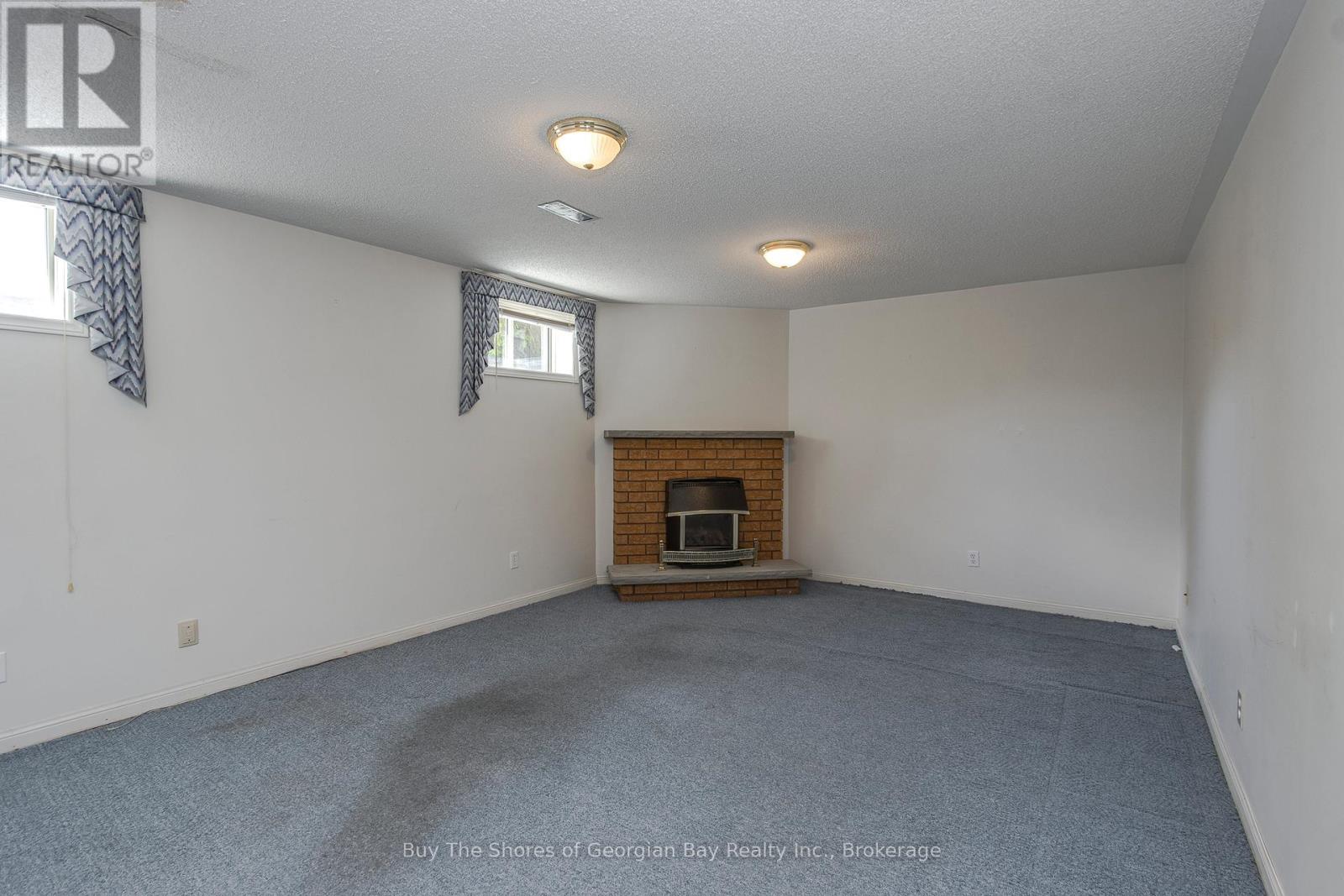 208 MARGARET STREET - 19