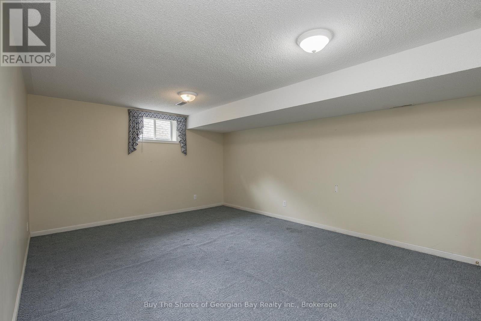 208 MARGARET STREET - 21