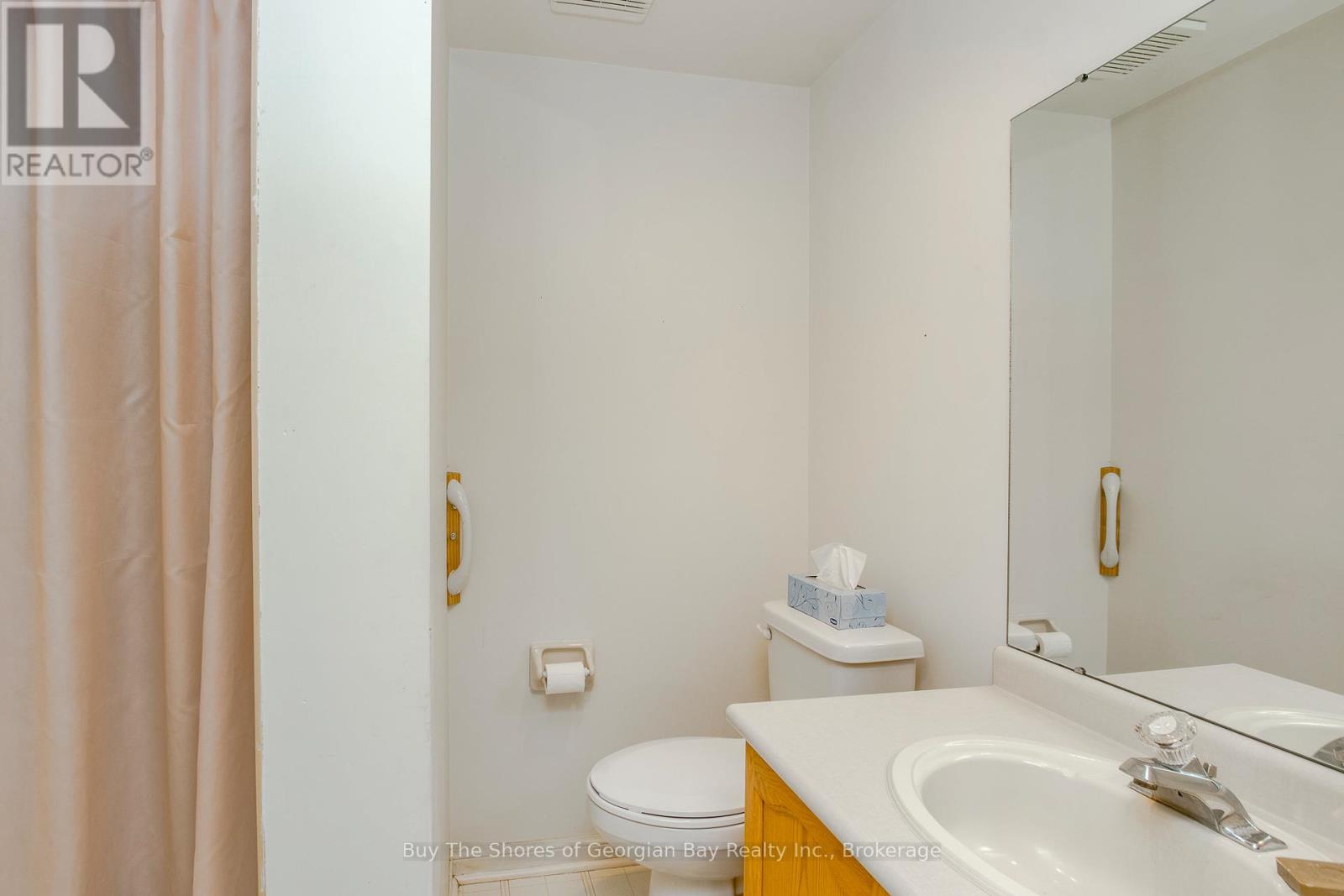 208 MARGARET STREET - 23