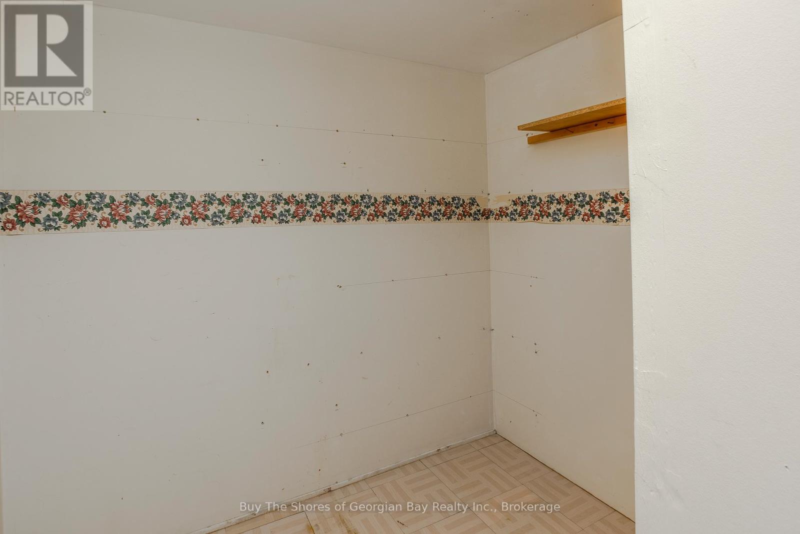 208 MARGARET STREET - 27
