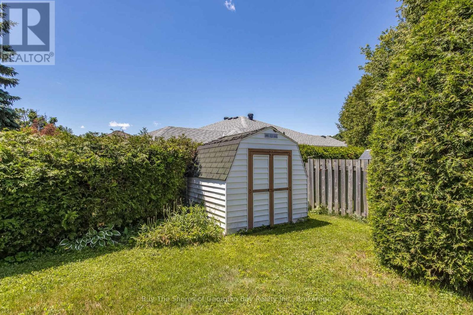 208 MARGARET STREET - 29
