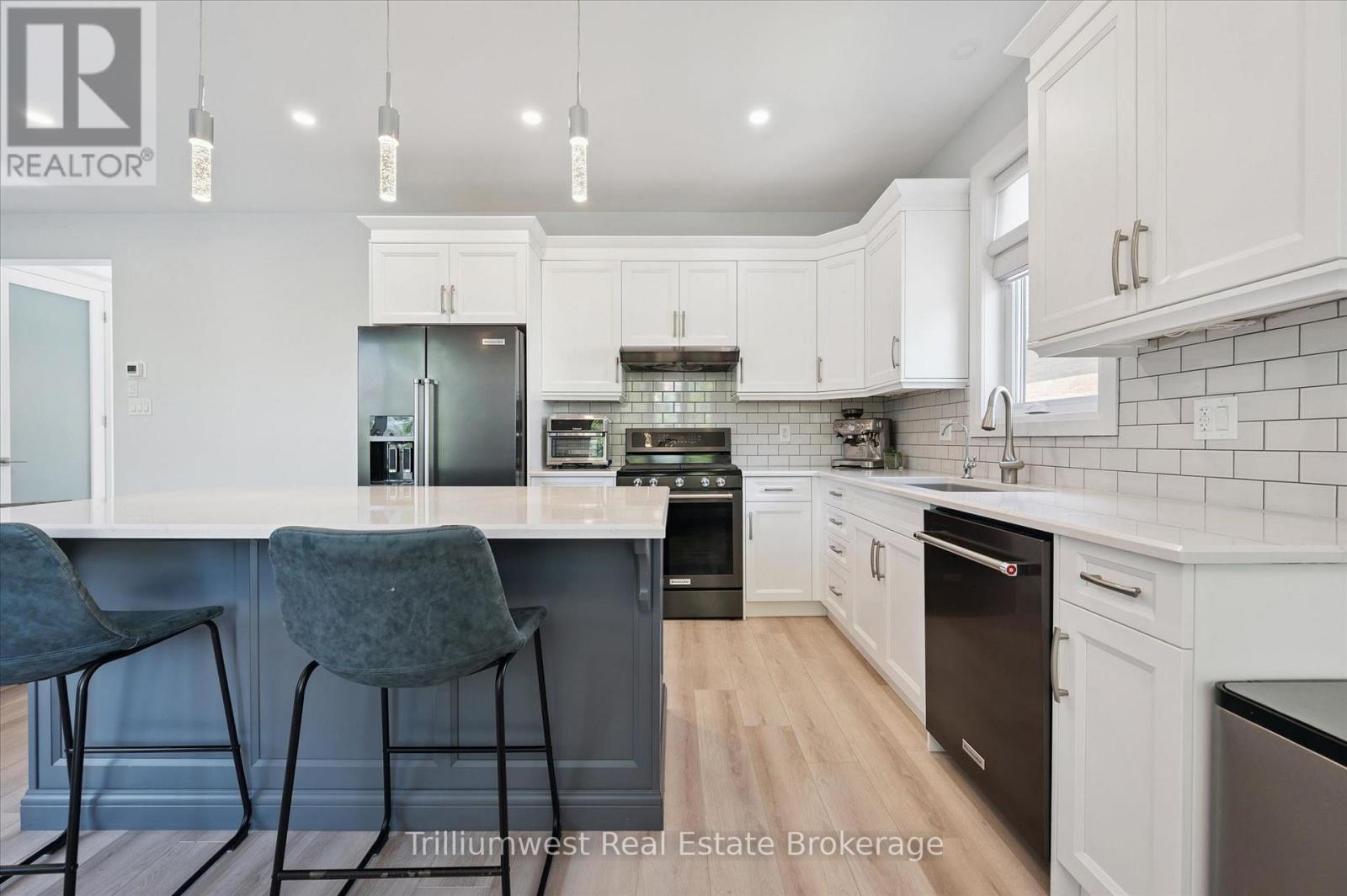 46 WASHINGTON STREET - 10