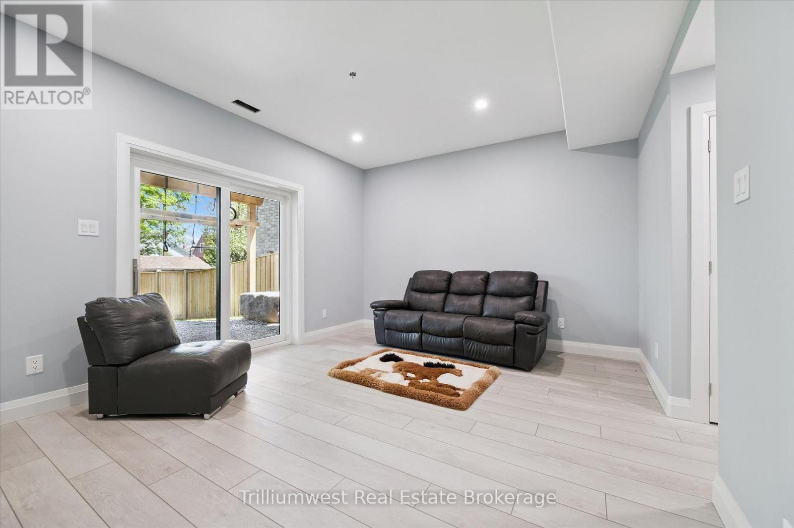 46 WASHINGTON STREET - 24