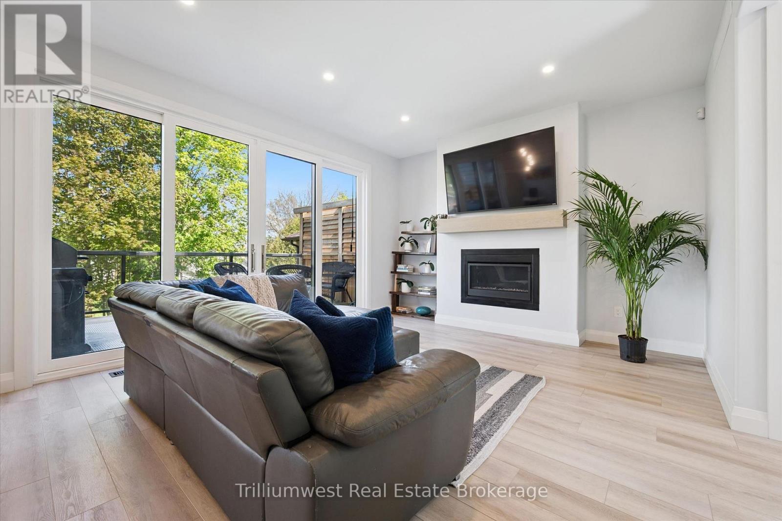 46 WASHINGTON STREET - 6
