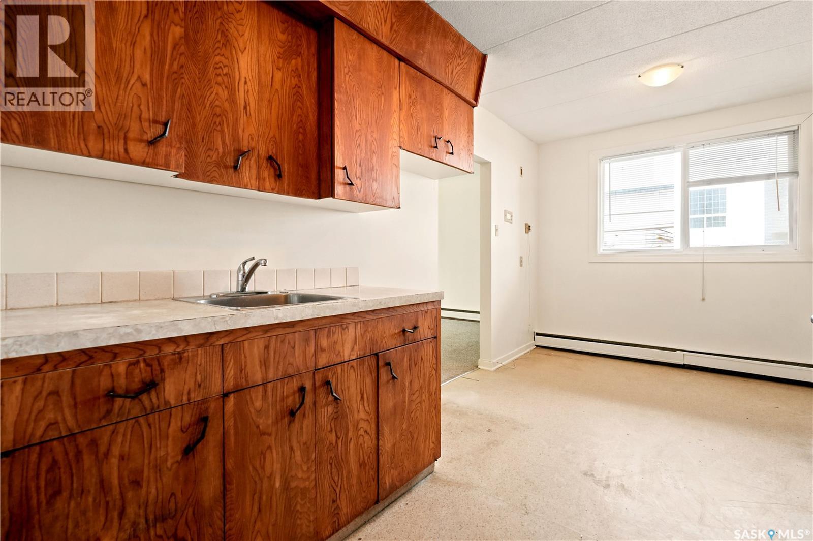 #8 2620 5TH STREET N - 6
