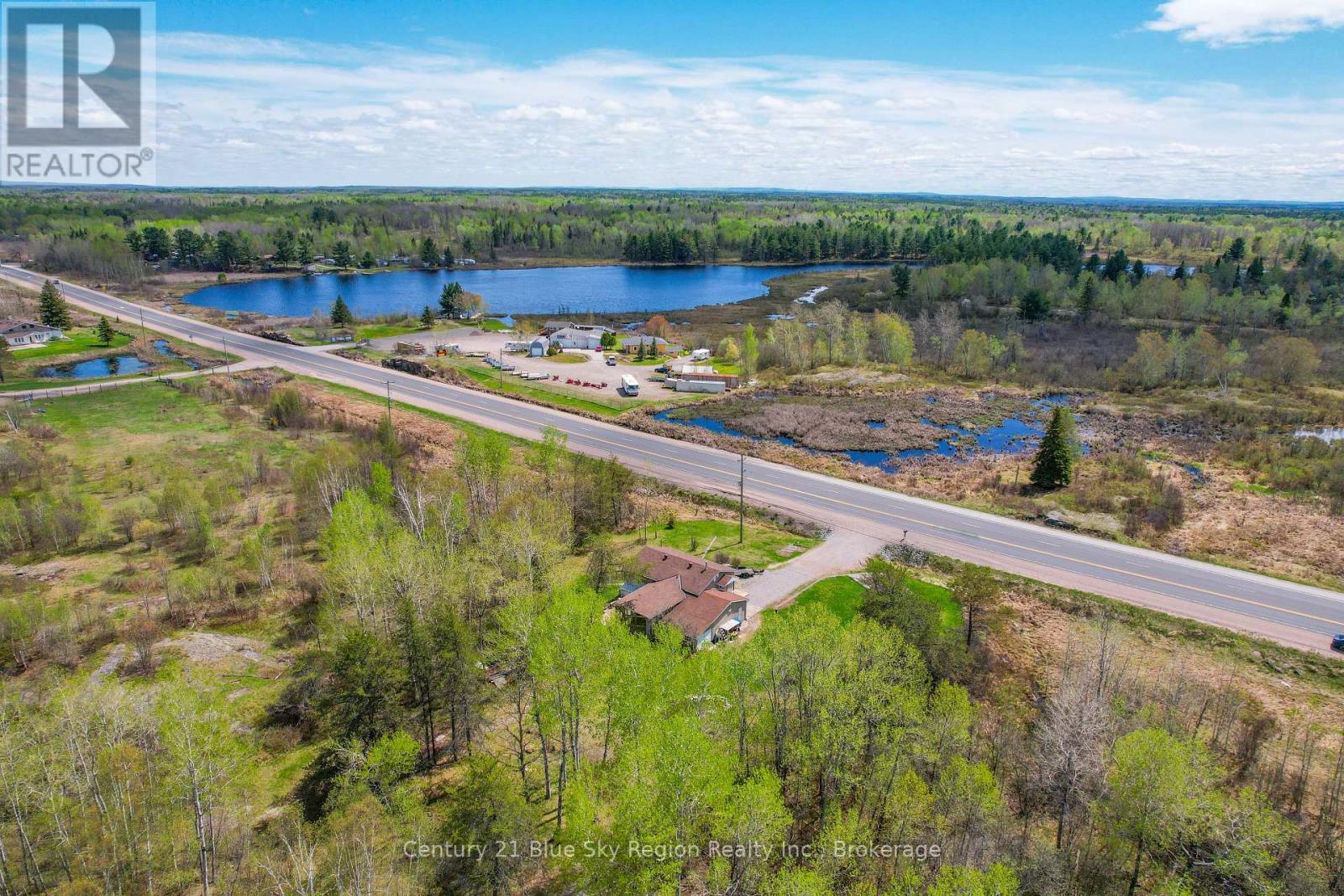 1742 HIGHWAY 17 E - 42