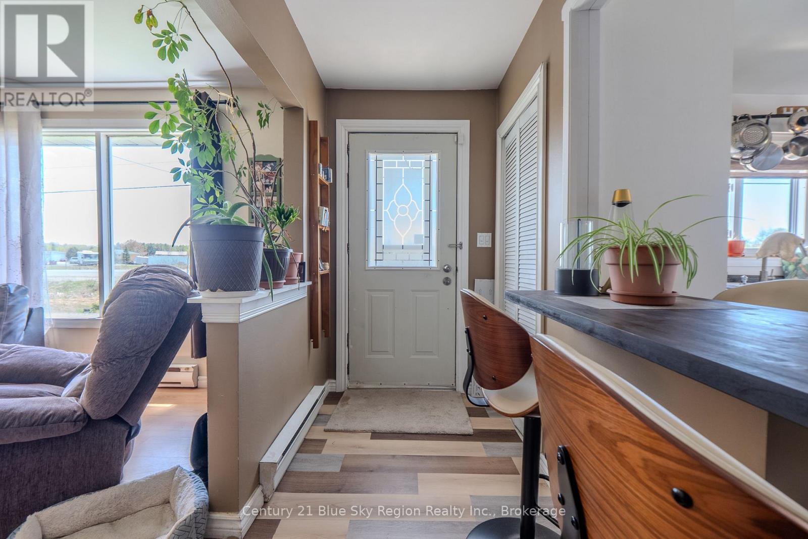 1742 HIGHWAY 17 E - 8