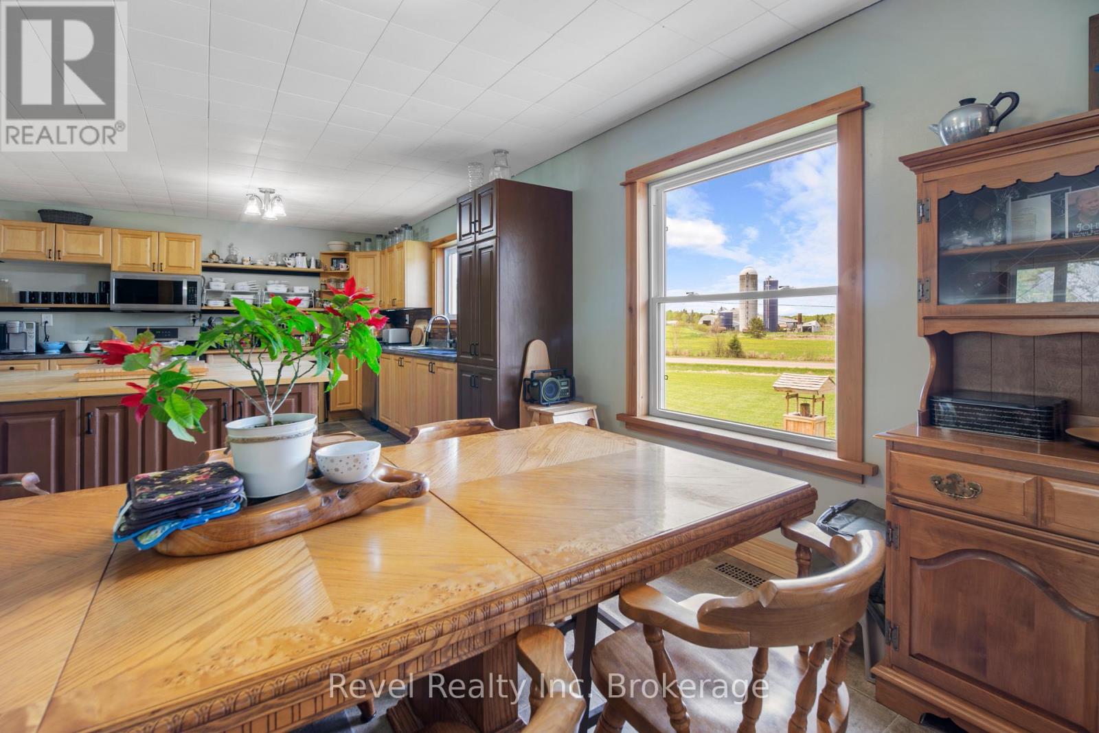 471 LINDQUIST LINE - 16
