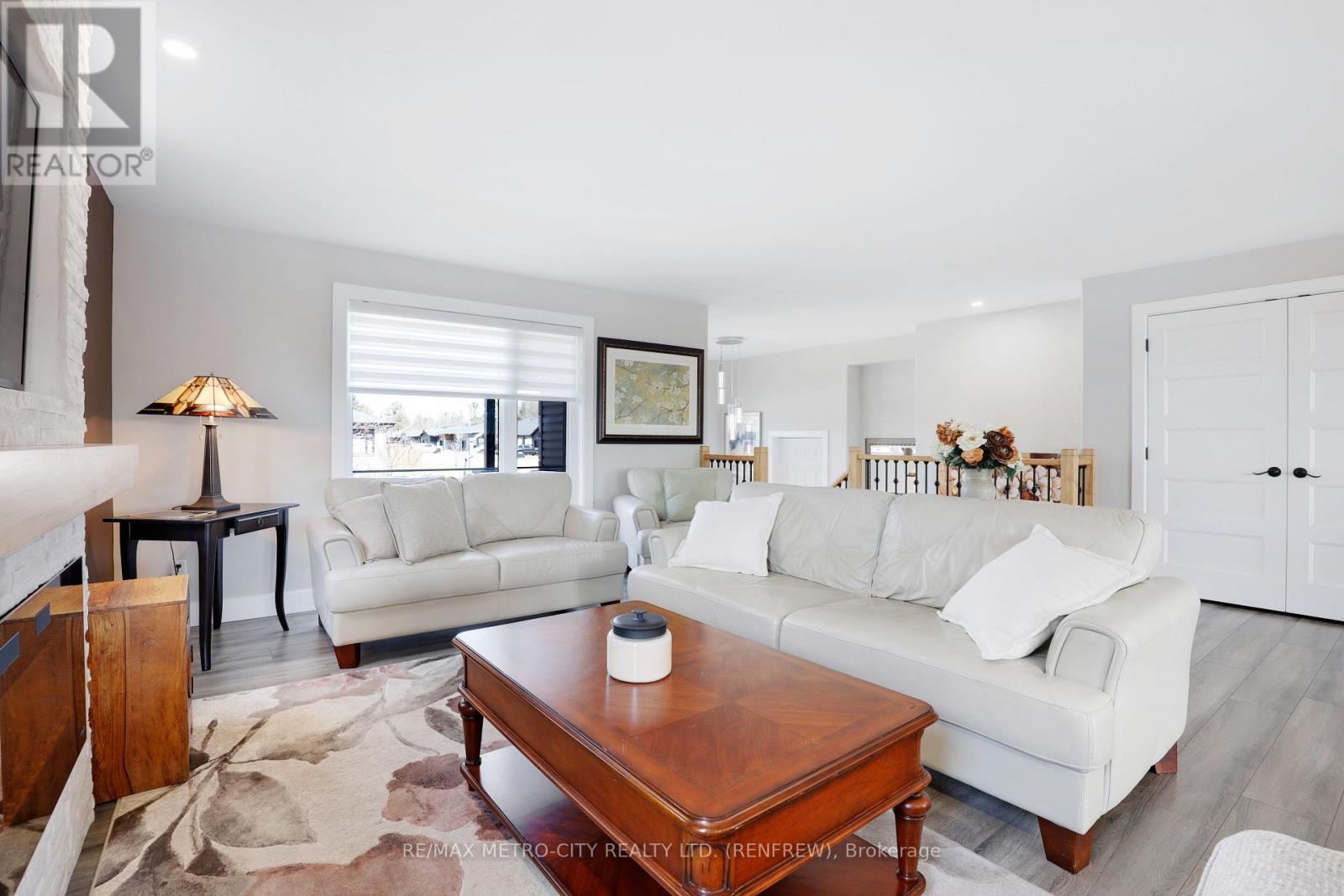 65 NOBLE CRESCENT - 13