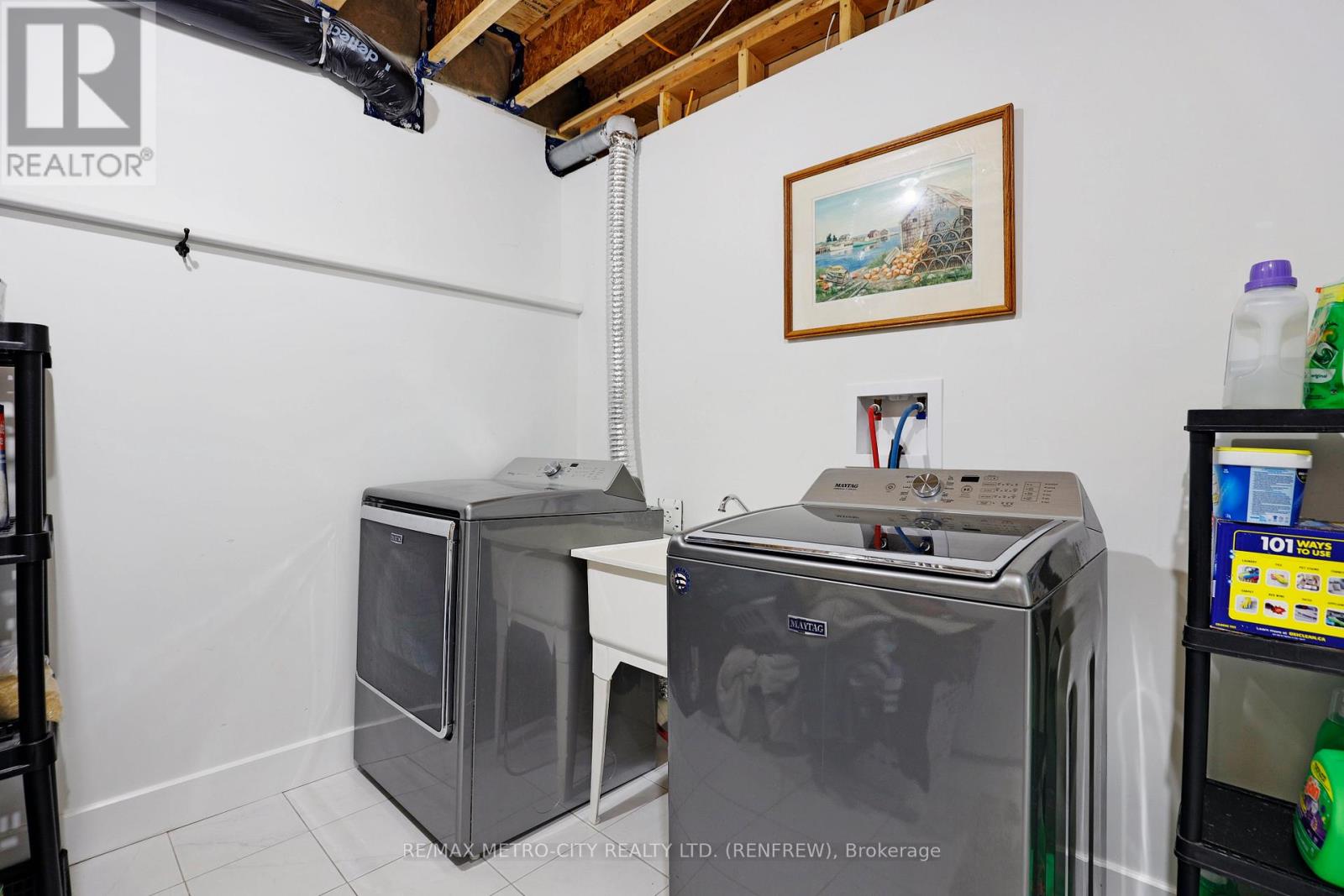 65 NOBLE CRESCENT - 36