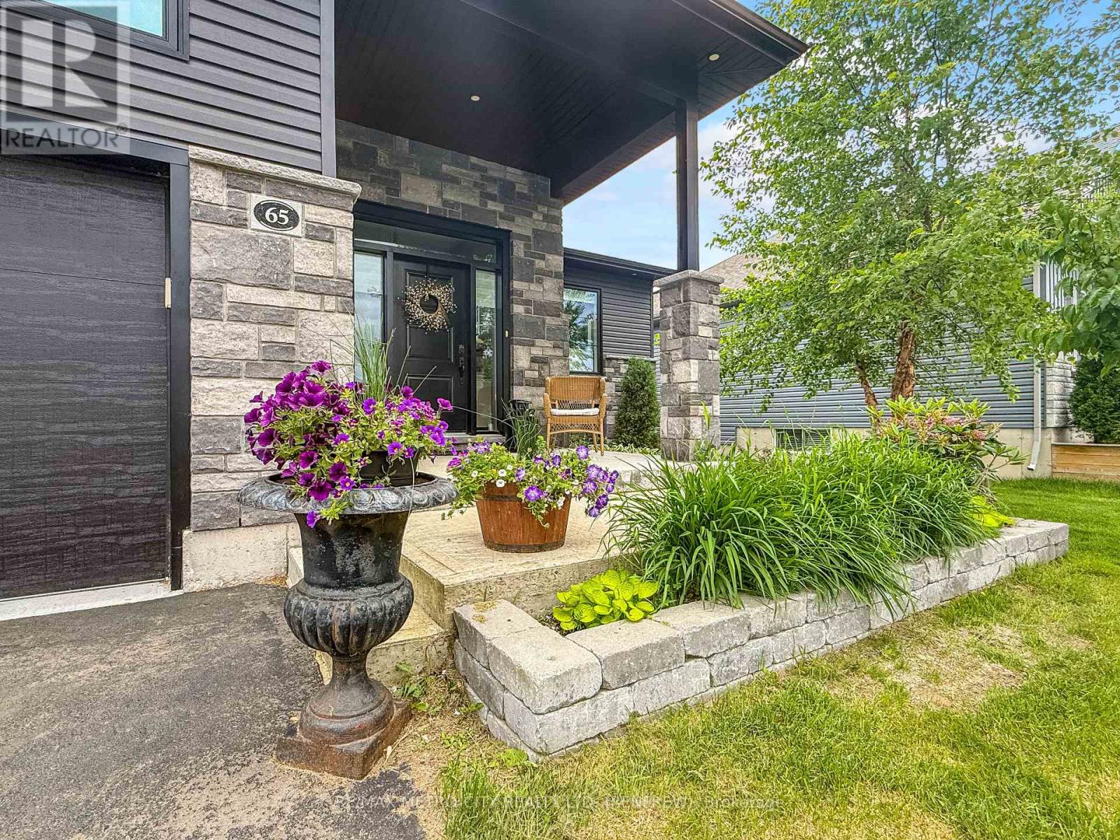 65 NOBLE CRESCENT - 5