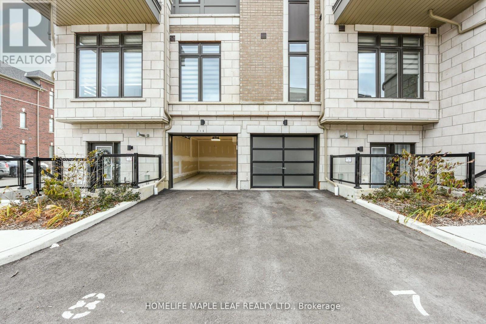 #215 30 HALLIFORD PLACE - 21
