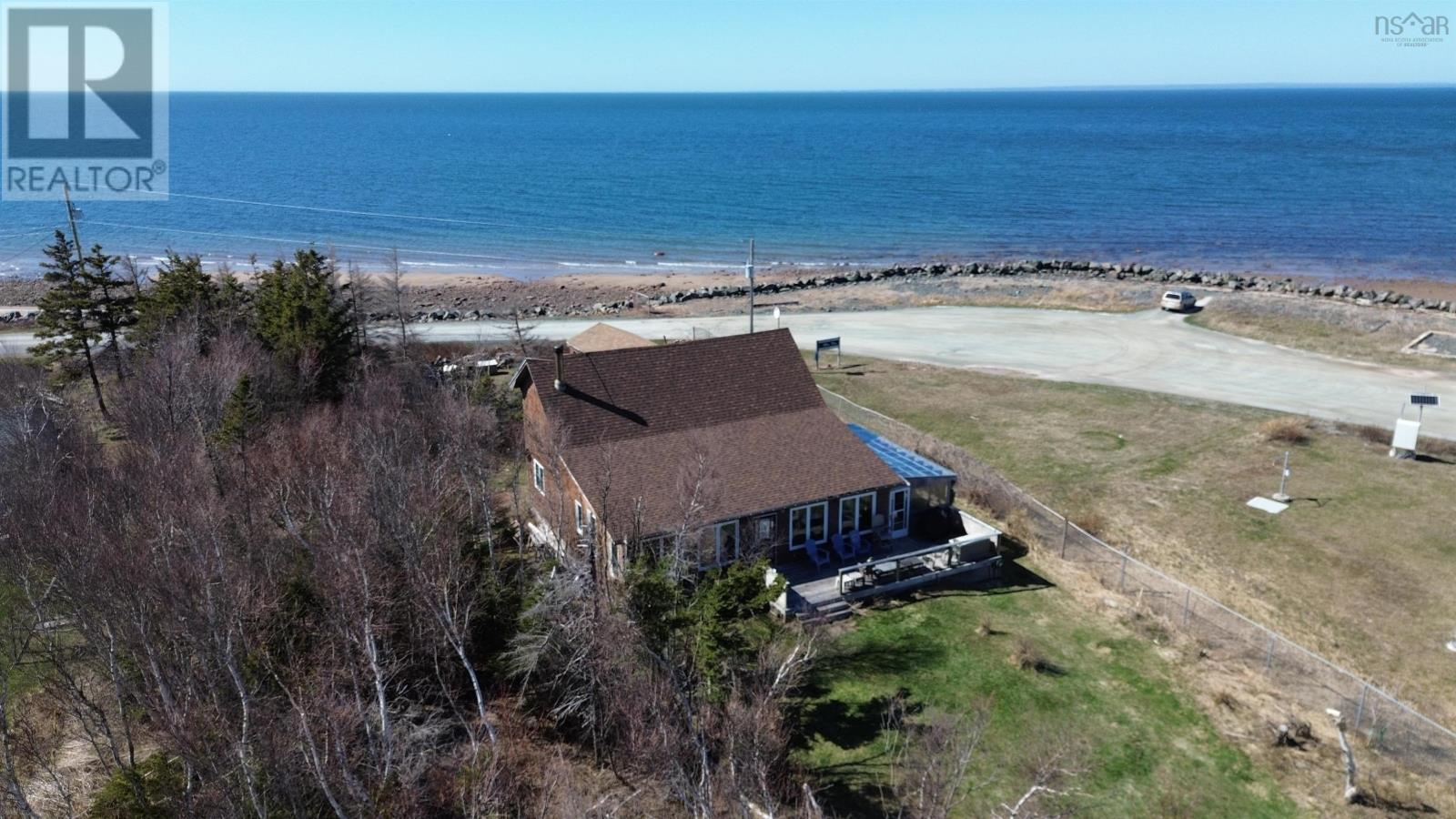 1836 Caribou Island Road - 2