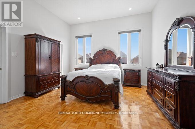 144 BROOMLANDS DRIVE - 23