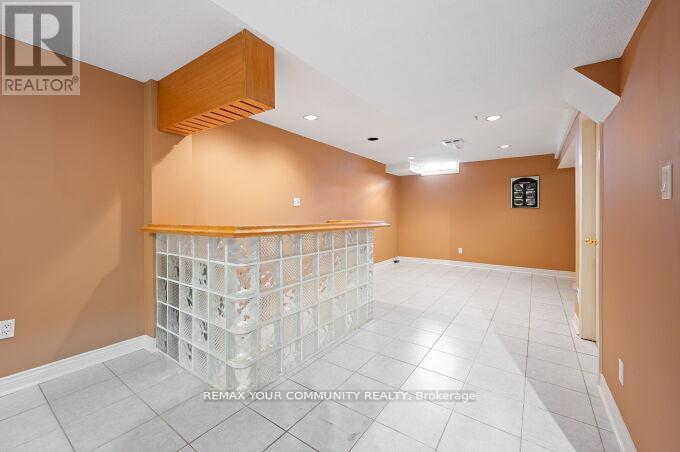 144 BROOMLANDS DRIVE - 39