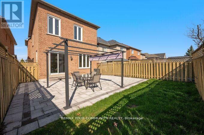 144 BROOMLANDS DRIVE - 43