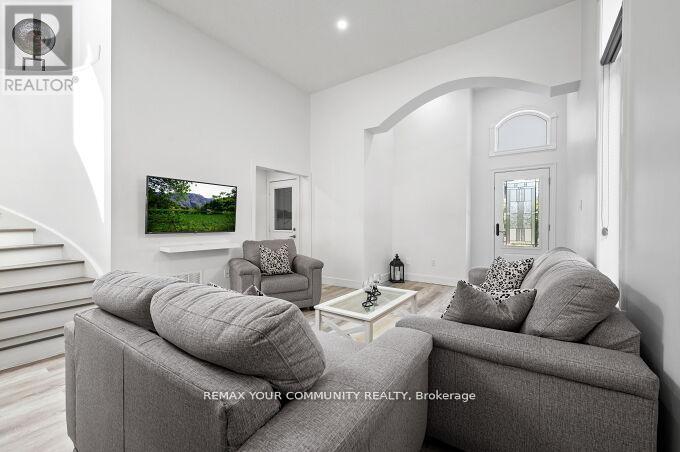 144 BROOMLANDS DRIVE - 9