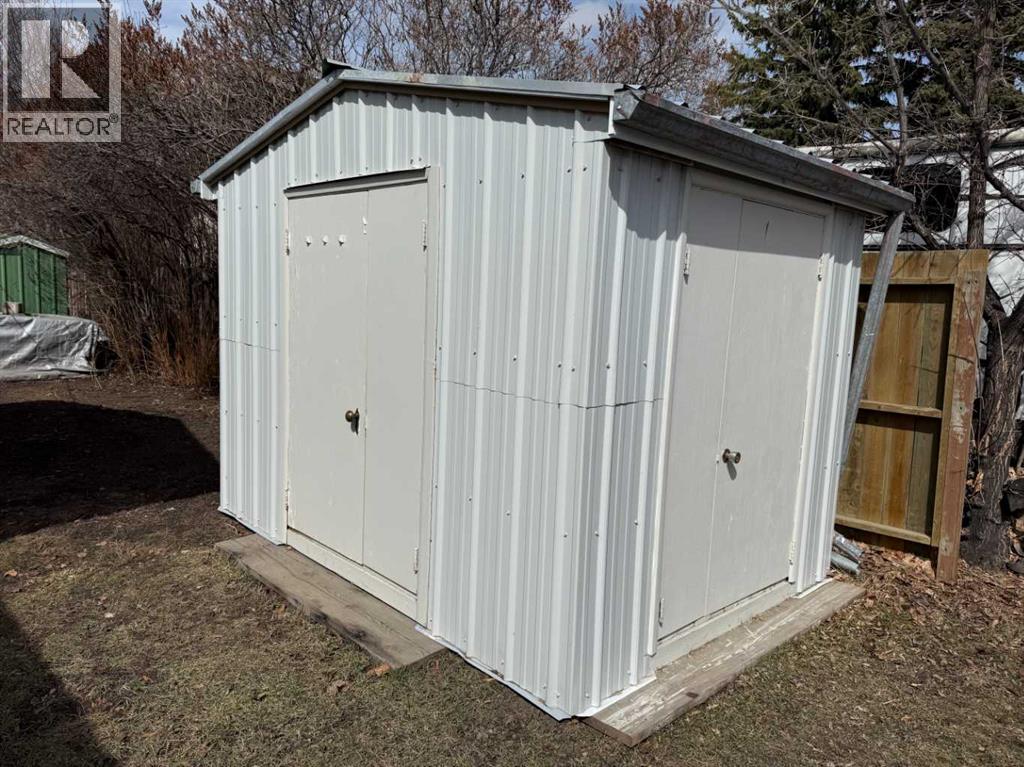 104 7 Avenue N - 23
