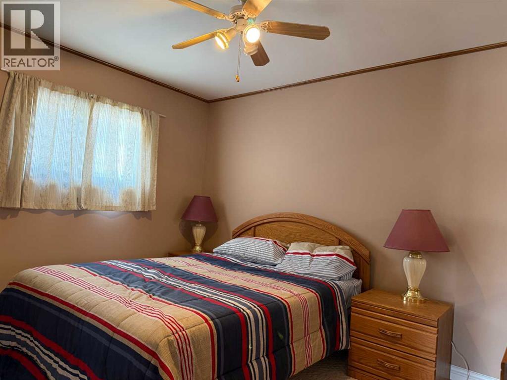 104 7 Avenue N - 10