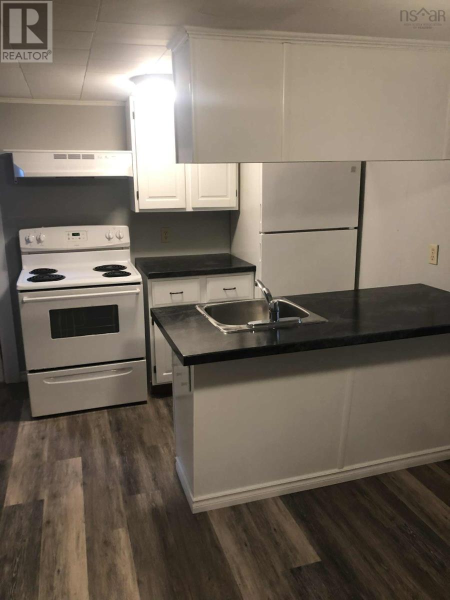 9 Thompson Road - 9