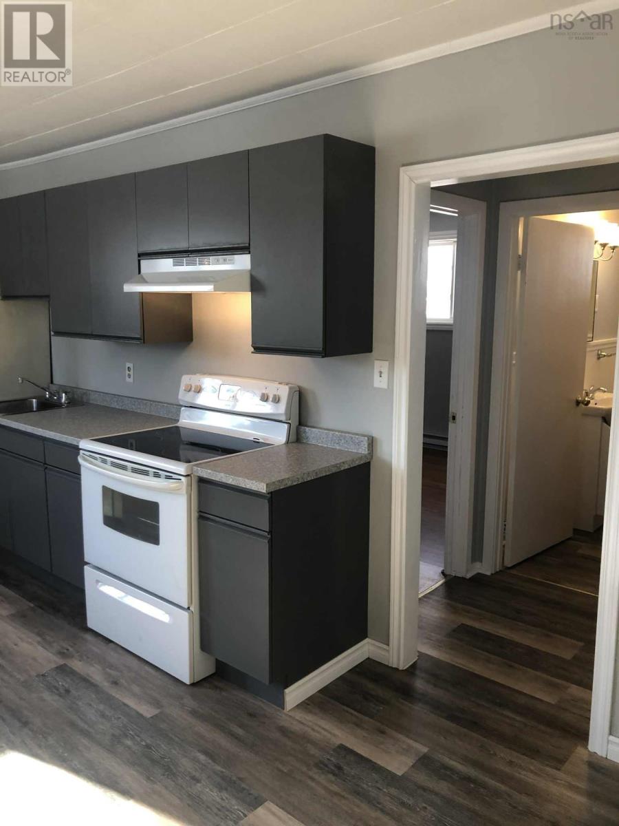 9 Thompson Road - 12