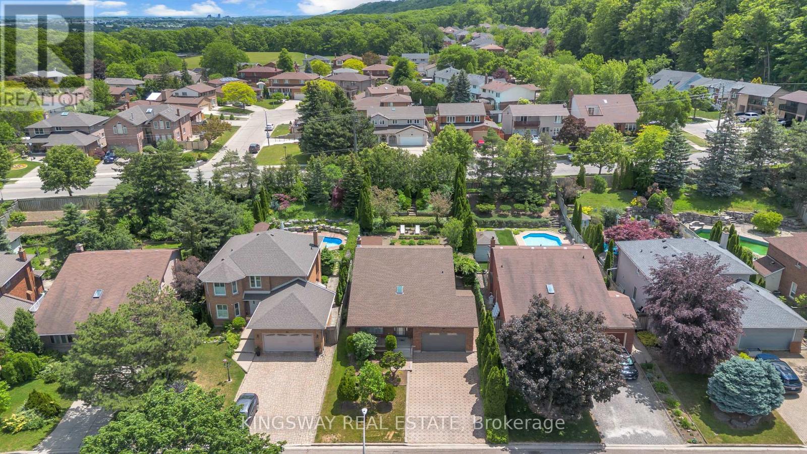 56 BEN TIRRAN CRESCENT - 41