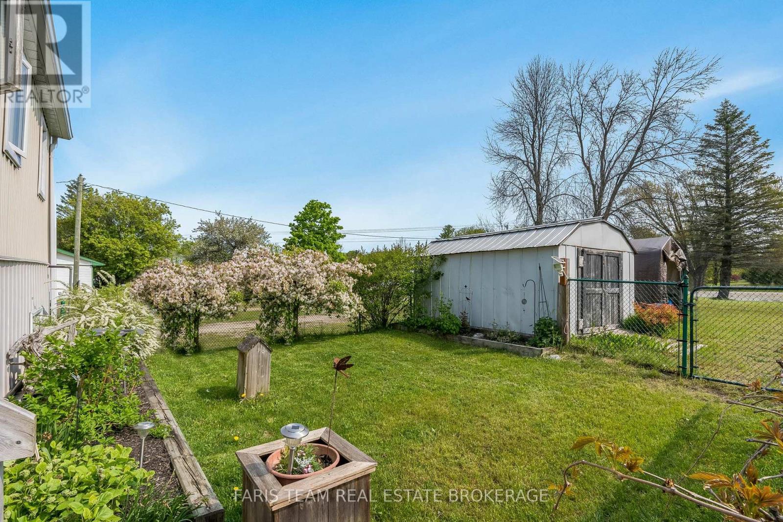 5632 PENETANGUISHENE ROAD - 20