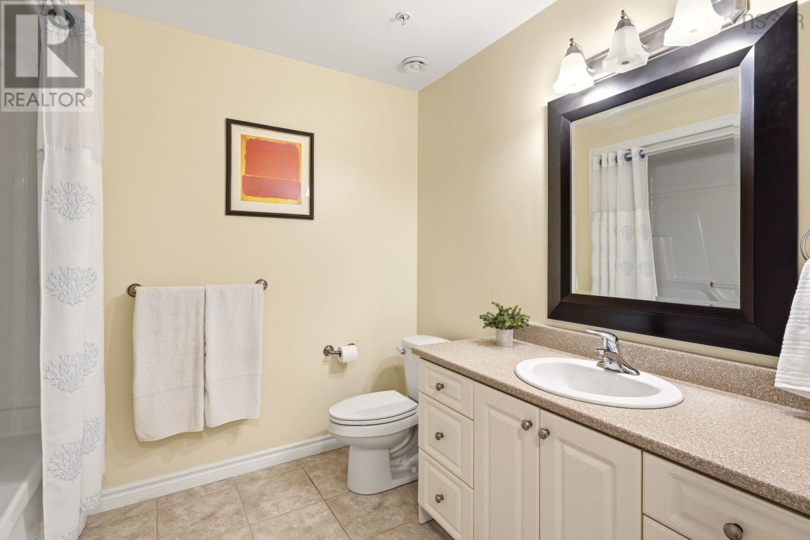 #414 120 Southgate Drive - 23