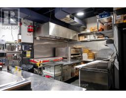 2712 Keele Street, Toronto, ON M3M2G1 Photo 8