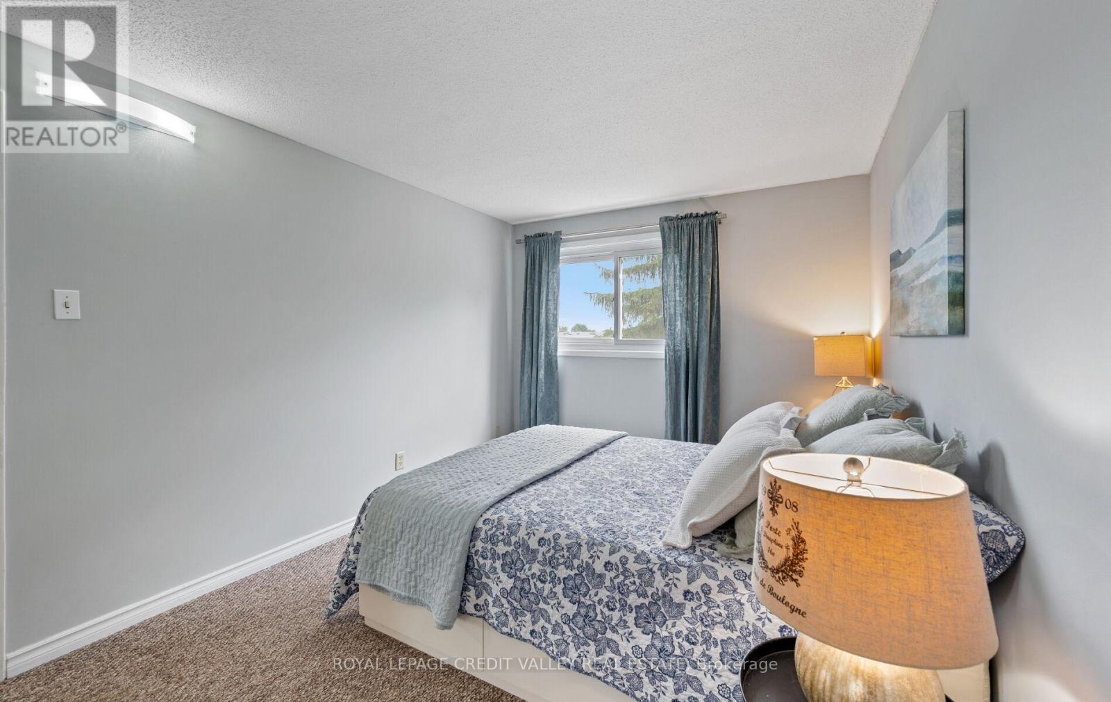7 HILLPARK TRAIL - 25