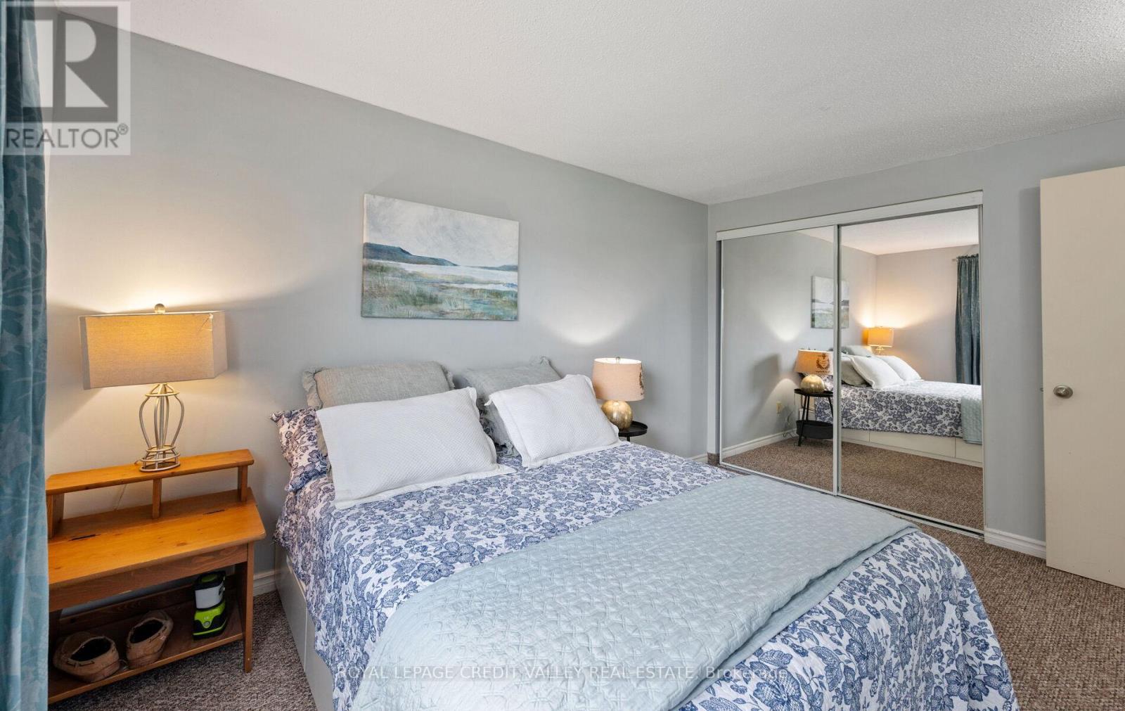 7 HILLPARK TRAIL - 26