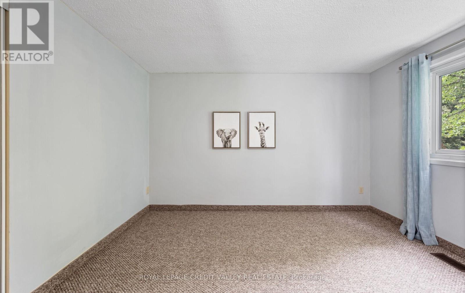 7 HILLPARK TRAIL - 29
