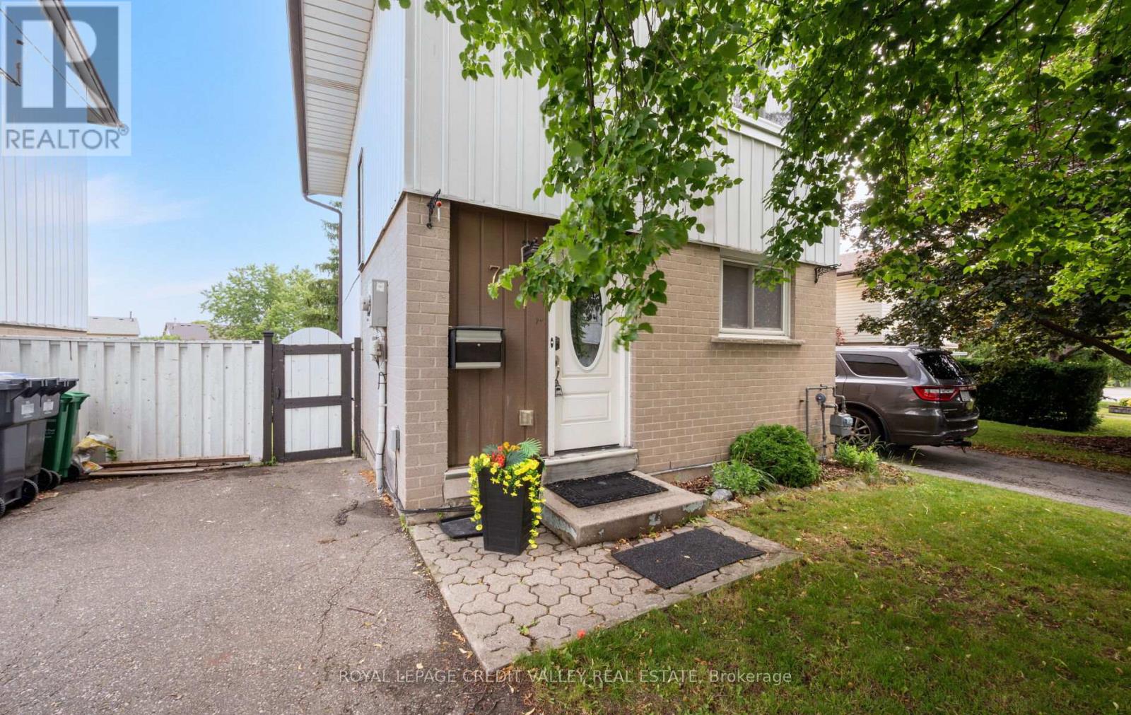 7 HILLPARK TRAIL - 3